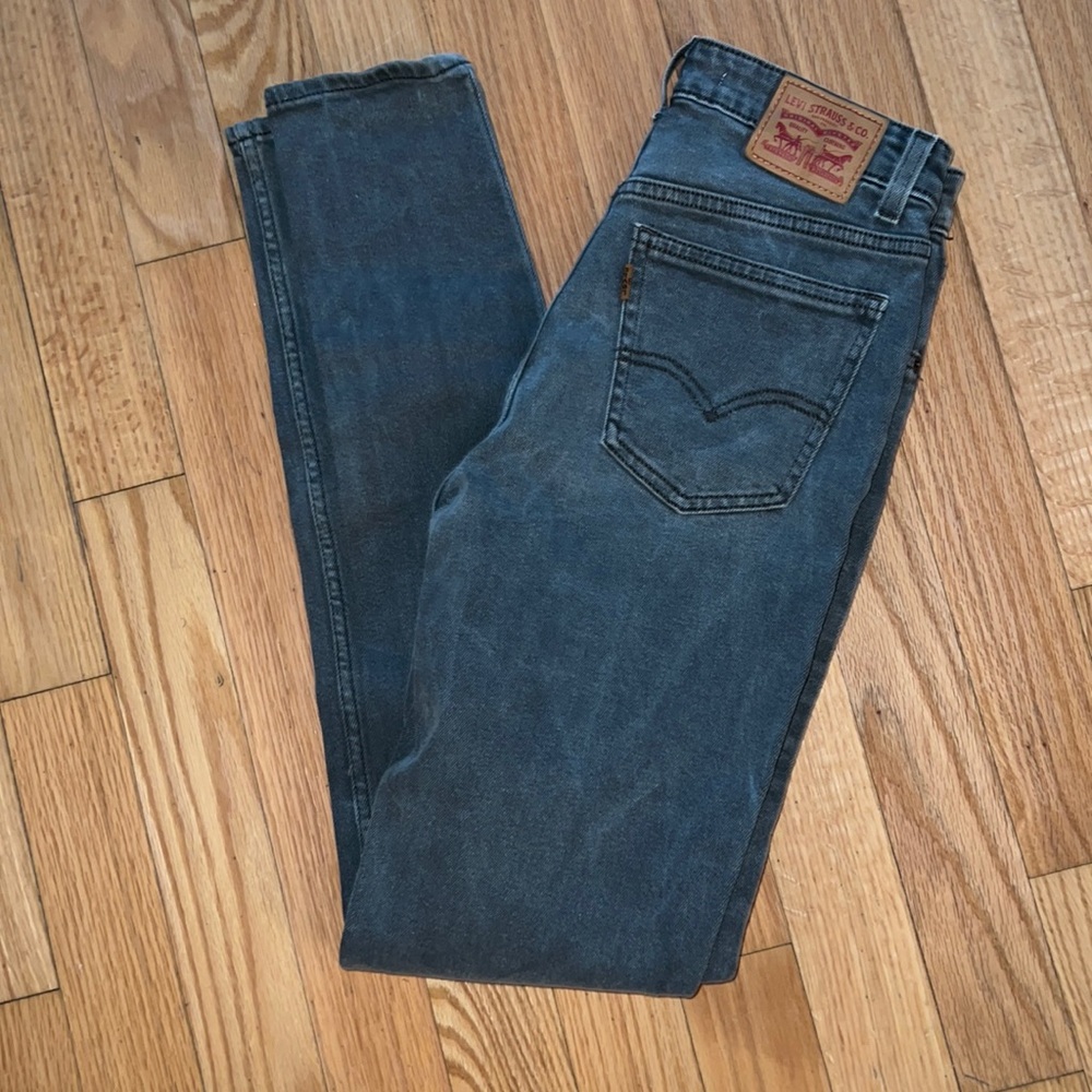 Levi’s 721 Vintage High Rise Skinny grey jeans!
